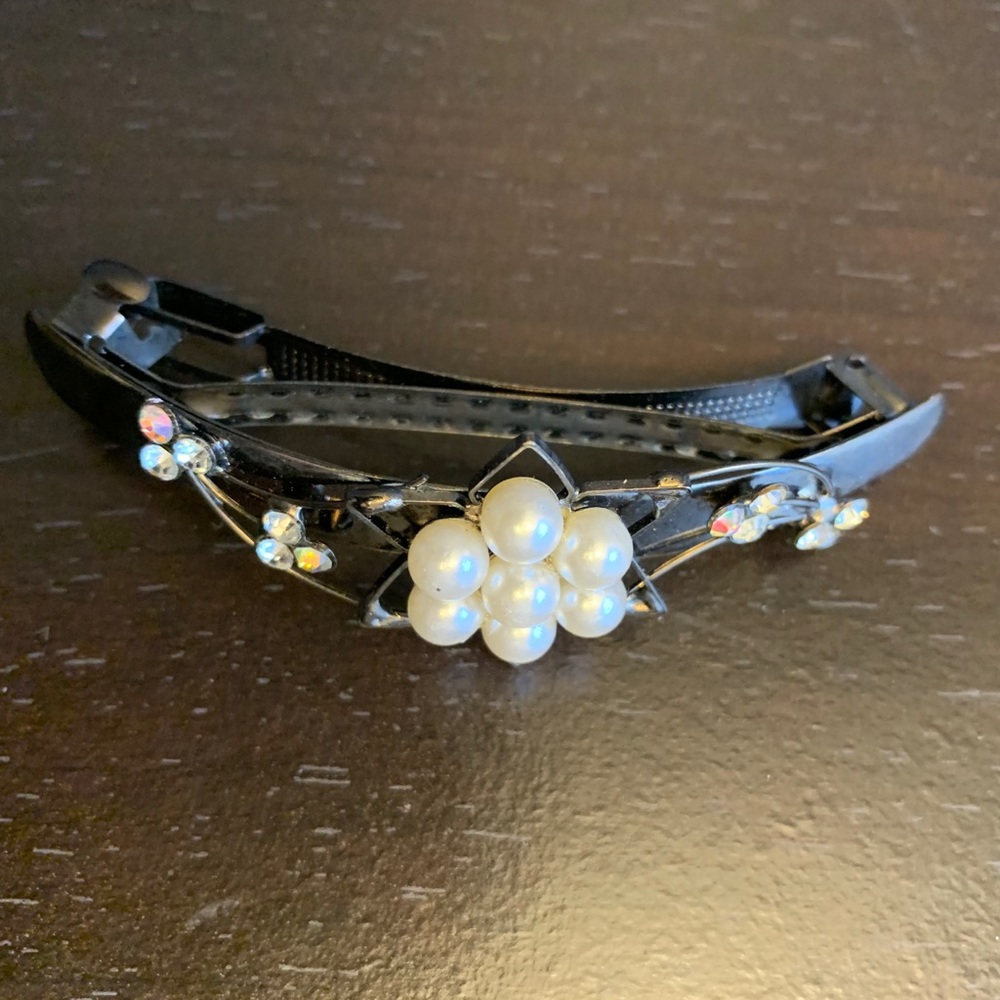 Head Accessory - Picture 3 of 3